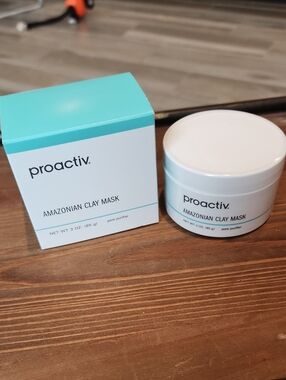 NWT Proactiv Amazonian Clay Mask